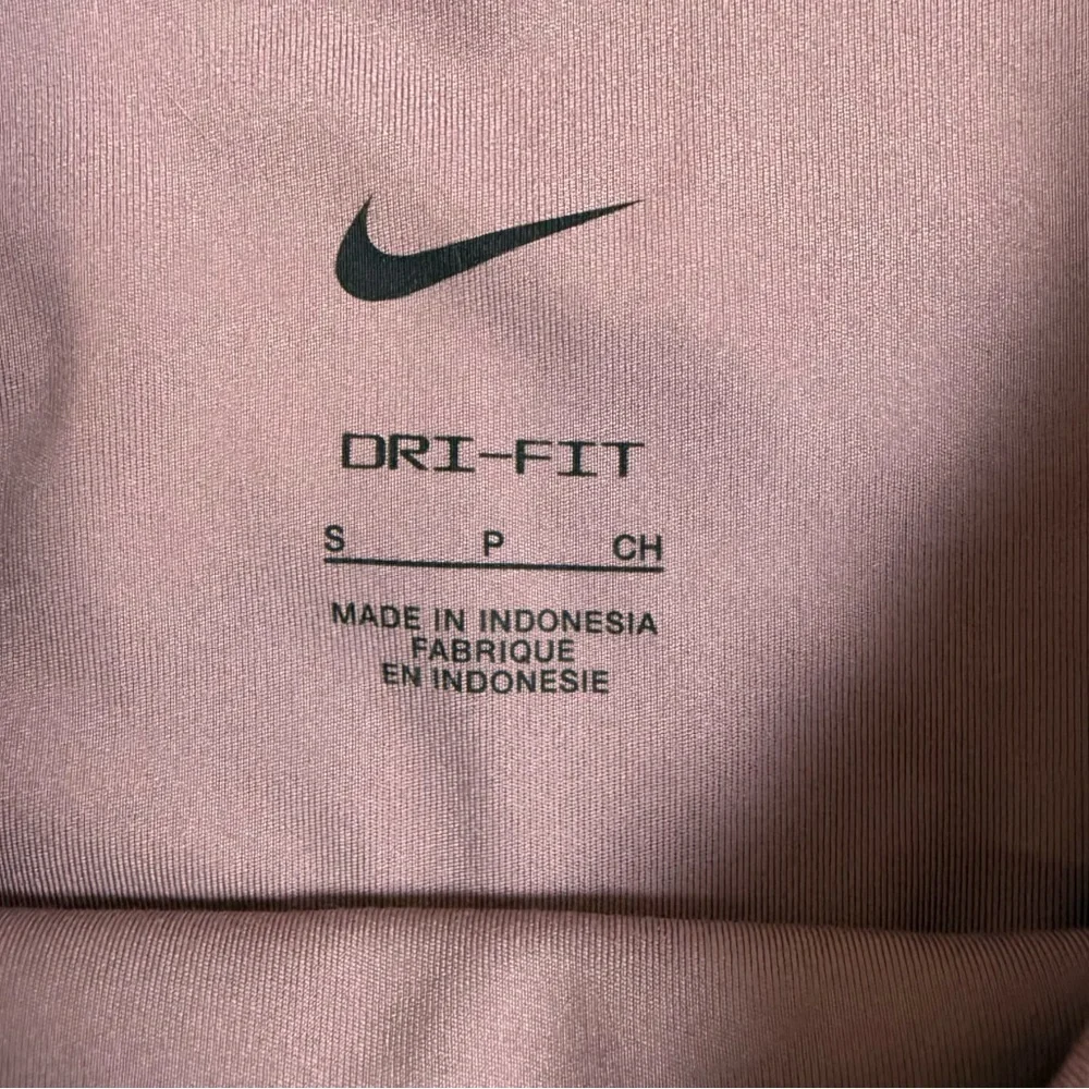 Nike Mauve colored Dri Fit Leggings